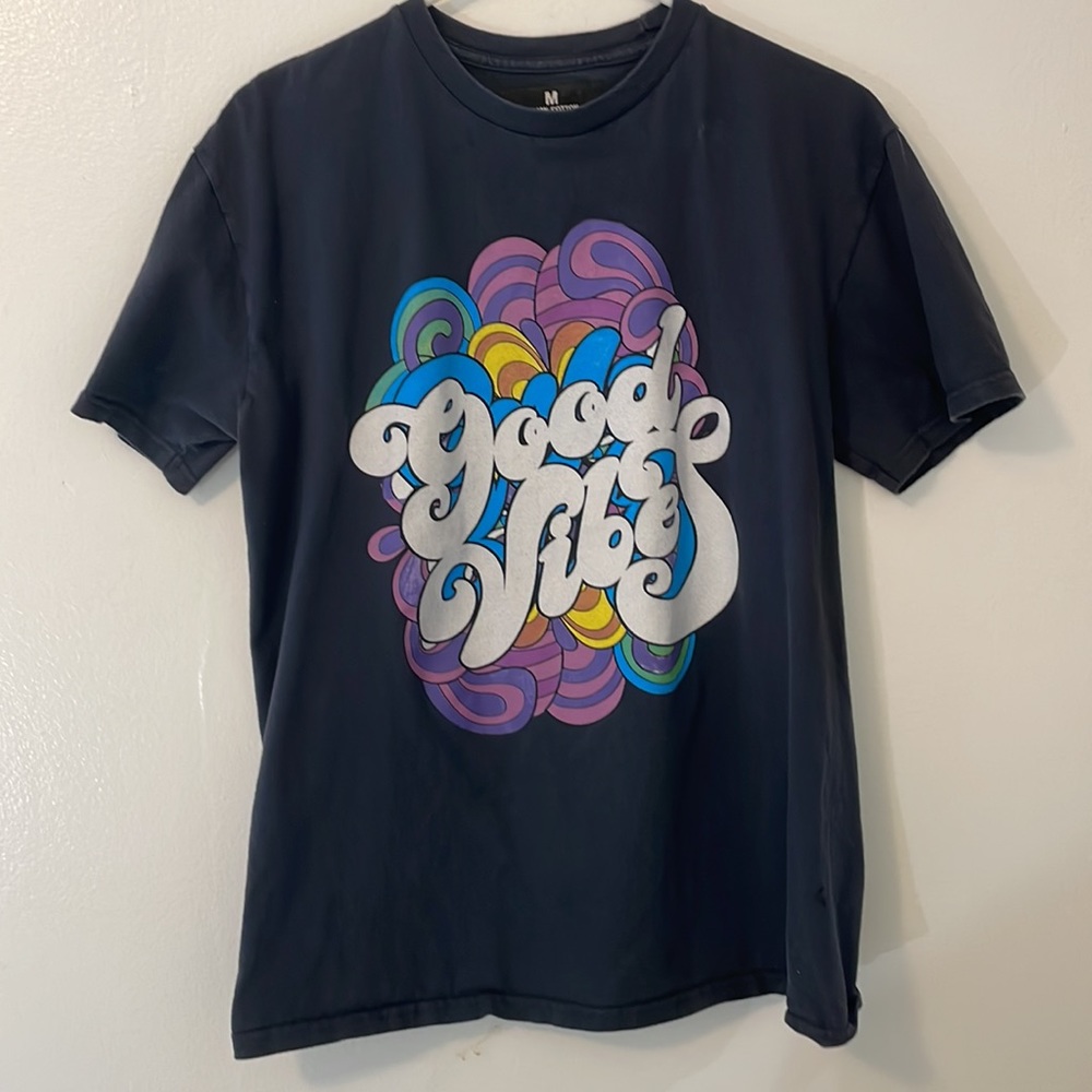 Good Vibes Medium blue t shirt tee 100% cotton boho